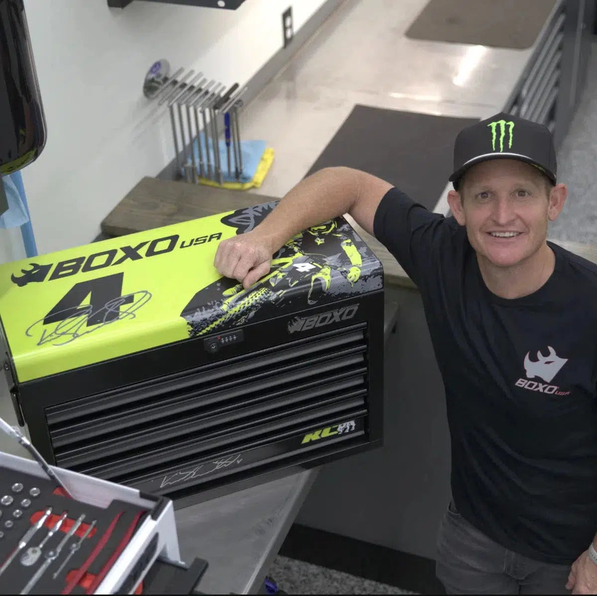 Happybuyes MotoBox | Ricky Carmichael 26" 5-Drawer Portable Tool Box with 103-Piece Metric Motorcycle Tool Set MOTOBX5-BK-RC2